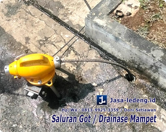 Saluran Mampet di Jatisampurna